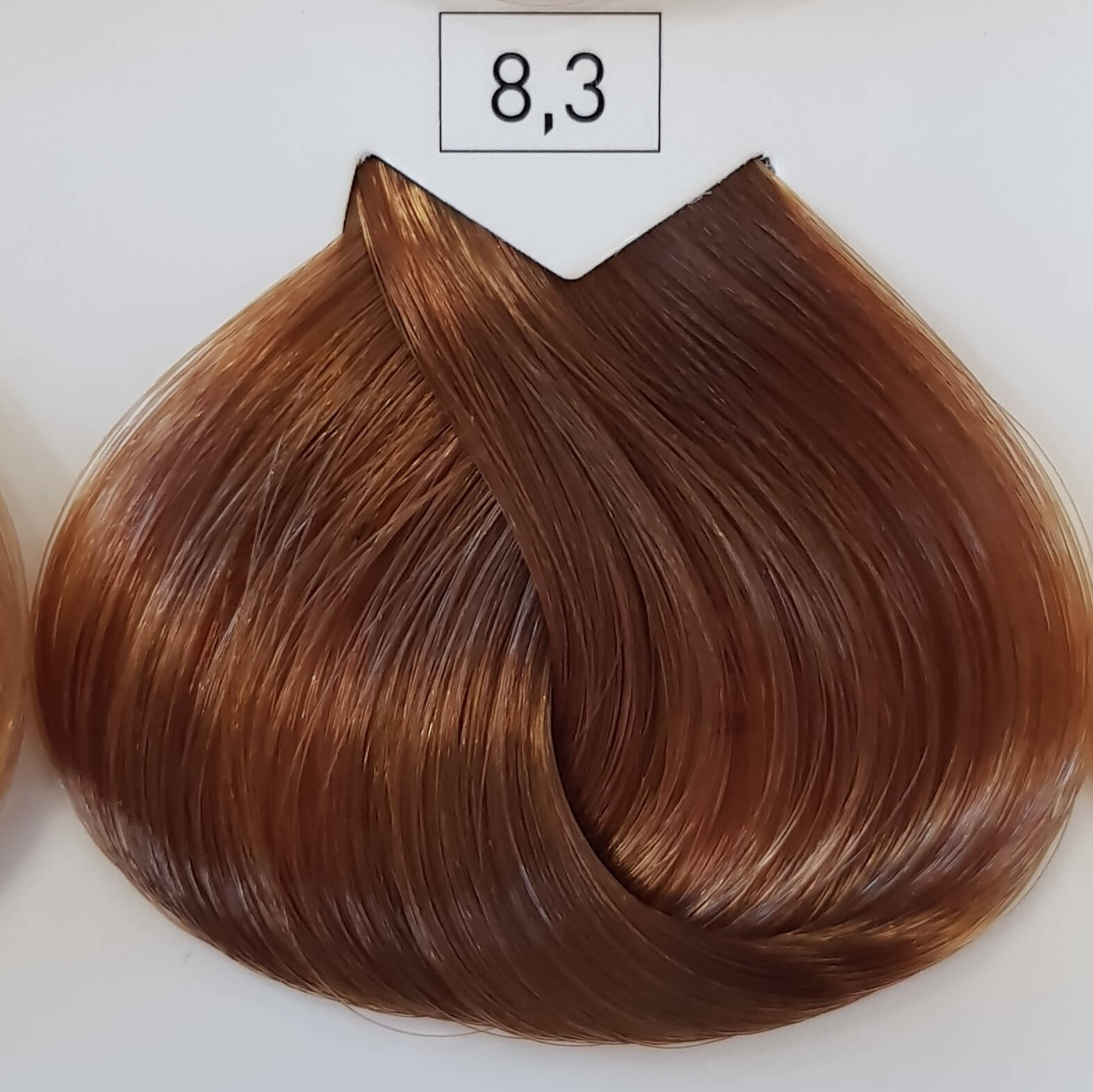 L'Oreal Professionnel Majirel 8.3 Biondo Chiaro Dorato 50 ml